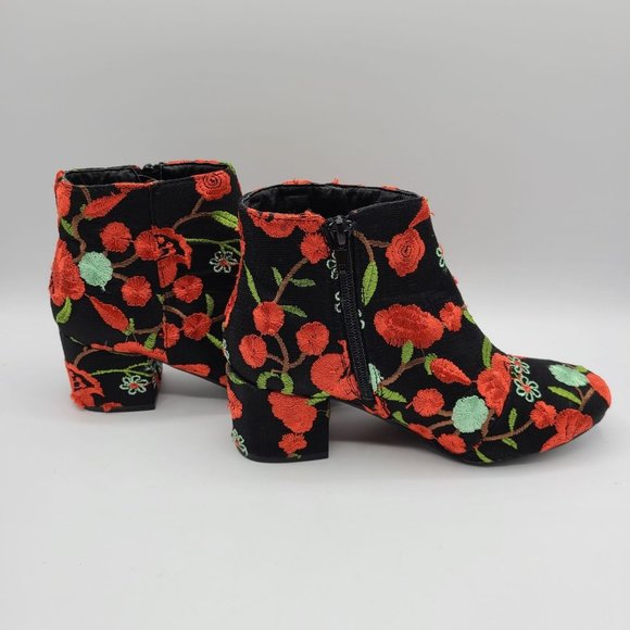 Qupid Floral Embroidery Black Boots Sz 5 - Picture 3 of 10